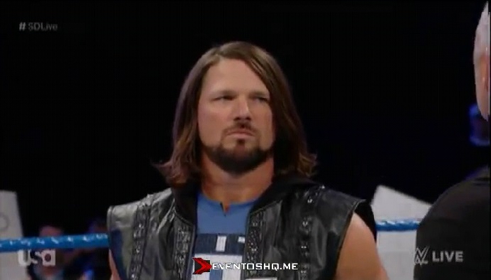 Descargar WWE SmackDown 17 de Enero 2017 en Español Latino